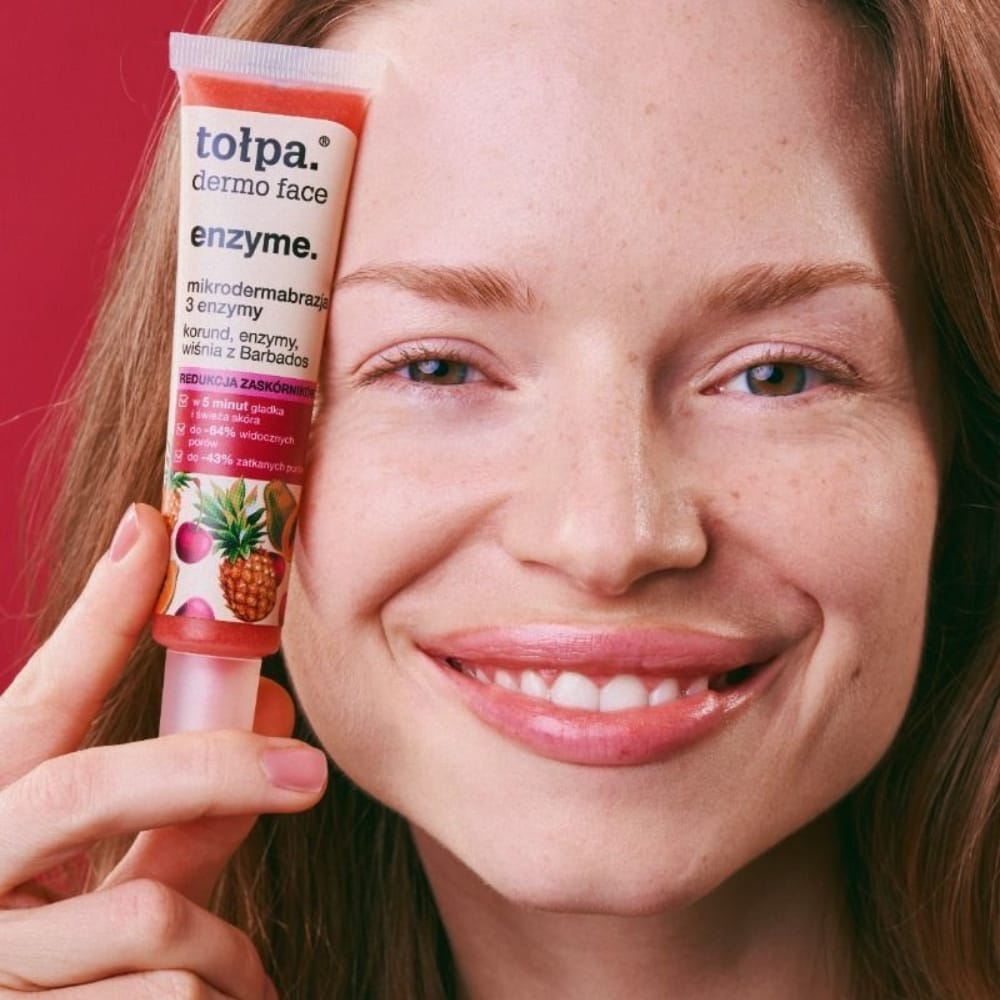 Tołpa Dermo Face 3 Enzyme Microdermabrasion Scrub with Barbados Cherry 40ml